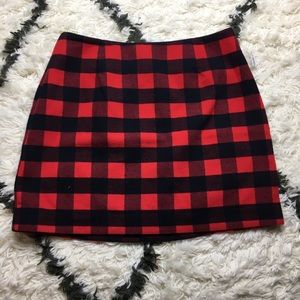Cute Old Navy  Buffalo Plaid Skirt Size 6 NWT